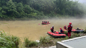 失联人员均已找到，广西环江车辆坠河事件5人生还、10人遇难