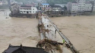 湖南石門強(qiáng)降雨已致5死11失聯(lián)，村民回憶：水淹到脖子，抓住窗戶得救