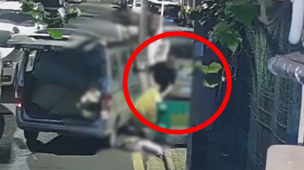 盗取“爱心捐赠”衣物并转卖,两男子获利万元被刑拘