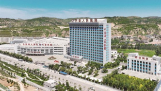 山西吕梁一医院骨科门诊工作人员脱岗？院方通报：不实，当事人已道歉