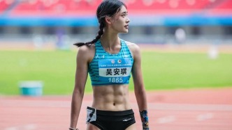 21岁腹肌女神泪洒赛场，国内女子100米栏涌现新星