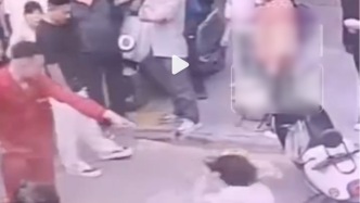 西安16岁女孩被陌生男子殴打：其父拒绝调解，警方立案调查