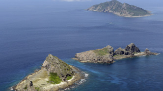 中國(guó)海警依法驅(qū)離日非法進(jìn)入我釣魚島領(lǐng)海船只