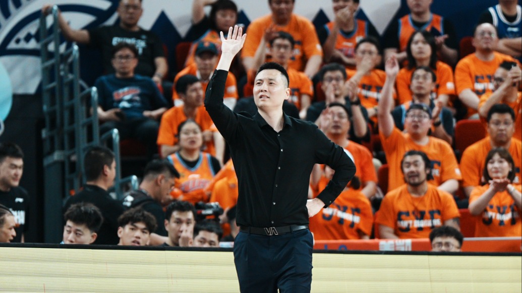 大鲨鱼总决赛首战告捷，教练卢伟给球员满分评价
