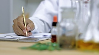 尋找語言錯(cuò)誤有助于識別論文造假
