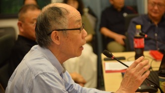 陈子善教授从教五十年：他是文学教授和文学研究最健康的样子
