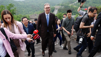大外交丨爬長(zhǎng)城、訪清華、參觀一大會(huì)址，武契奇的文化之旅