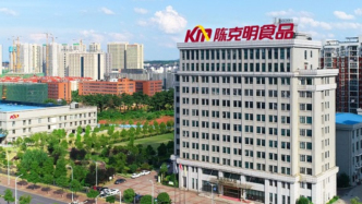 克明食品耍“手擀”心机，擦边的风刮向挂面