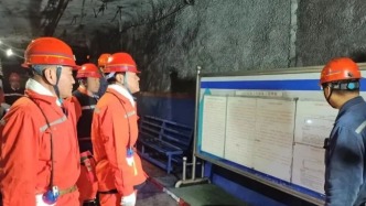 晉中市委書記到井下400米檢查安全生產(chǎn)：企業(yè)與礦工，生死與共