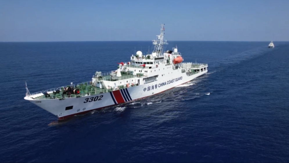 中国海警位中国黄岩岛领海及周边区域执法巡查_国防聚焦_澎湃新闻-The Paper