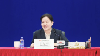 丁向群因工作調(diào)動(dòng)辭任中國人保董事長，已任金融監(jiān)管總局黨委書記
