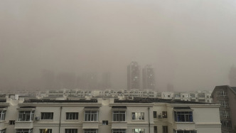 哈爾濱高溫之后突遭沙塵暴“一秒天黑”，專家解讀