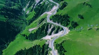 视频丨最美天山公路等你来！独库公路今日起正式恢复通车