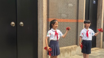 在一大會(huì)址接力二十年，“紅喇叭”小講解員如何做好信仰的傳承？