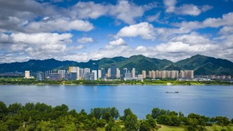 造纸产业“归零”后，杭州富阳区如何再造支柱产业？