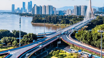 习近平谈政绩观︱解决民生问题是为政的根本