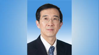 全国政协副主席杨震当选新一届欧美同学会理事会会长