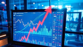 A股三大股指放量上涨，半导体、算力硬件产业链再度爆发