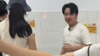 吃粉遇王祖蓝进店被清场？广西玉林：举措不当，深表歉意
