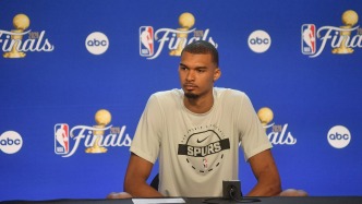 NBA｜總決賽“開(kāi)門(mén)黑”如何調(diào)整？文班：只需打出正常水平