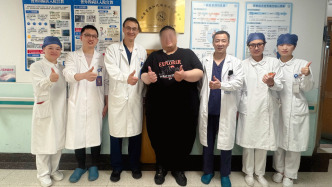 “衣服宽松了走路轻盈了”，曾经超500斤的他历时八个多月减重近100斤