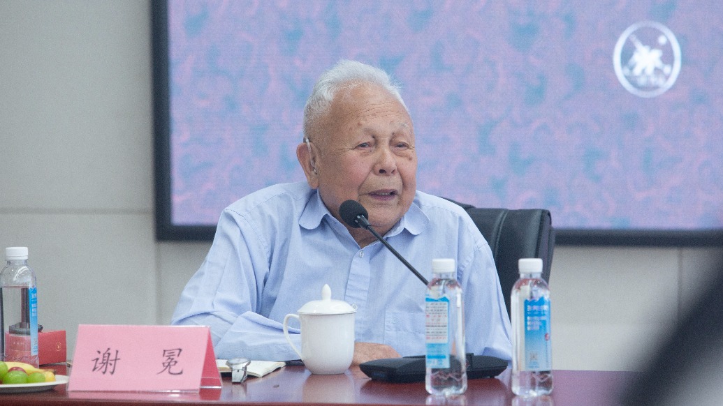 謝冕回憶北大中文系77級(jí)招生：把最好的學(xué)生收了進(jìn)來(lái)