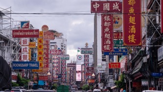 秘密社團(tuán)、金融貿(mào)易、華人教育，《給阿嬤的情書》背后的華人社會｜907編輯部