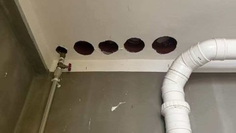 业主称按开发商建议改造房屋后被认定违建，律师：可向开发商索赔