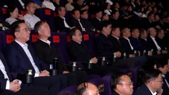 电影《四渡》全国首映礼举行，贵州省委书记、省长现场观影