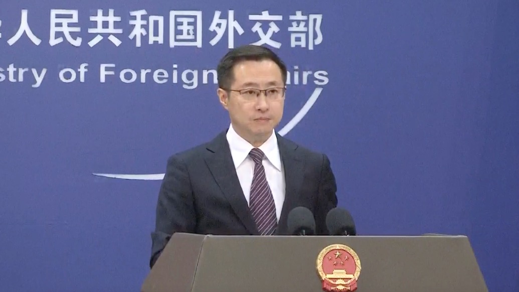 日本政府称坚持专守防卫方针,外交部:自己摘下了所谓“和平国家”的面具