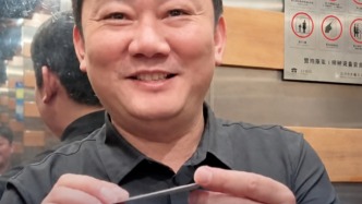张雪坐地铁误用房卡顺利通过闸机？北京地铁回应