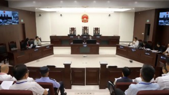 浙江组织干部集体旁听百场“民告官”庭审，已有四千余人参加