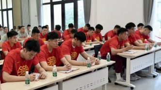 赵继伟任中国男篮队长