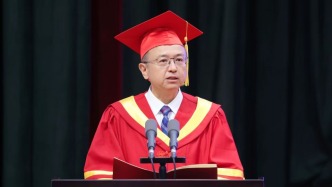 人人想快的时代，慢下来行不行？多位大学校长寄语毕业生“敢慢”