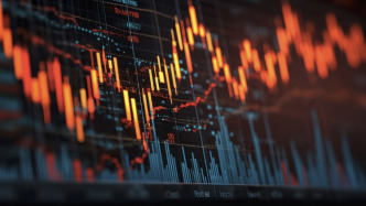 周一A股强势反弹，创业板指大涨5.3%，成长股重估序幕已开启？