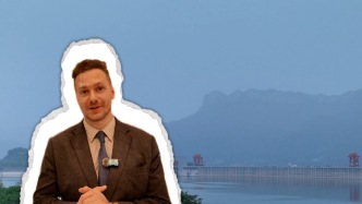 俄罗斯博主被三峡大坝震撼：这么大，竟然不是外星人做的