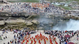   “一票通两省”受热捧！端午假期壶口瀑布迎客流高峰 