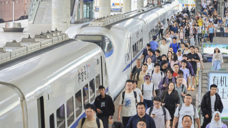 端午假期三天全社会跨区域人员流动量预计超6.5亿人次