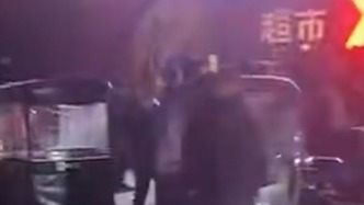 河南项城“城管干部醉驾公车致7伤”续：一名男性伤者称已获赔偿“上面已介入”