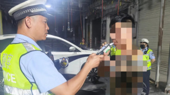 男子酒后无证驾驶，还想“嫁祸”给槟榔，最终血检“打脸”