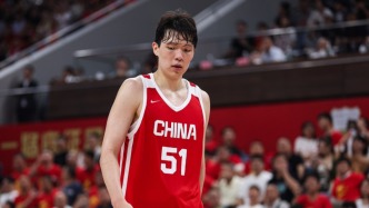 现场｜解题者杨瀚森，变成出给中国男篮的一道题