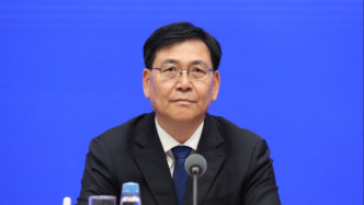 陈瑞峰：根本不存在所谓的“强制迁徙”“强迫劳动”，此类说法极其荒谬、极其可笑