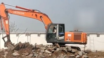 河南淮滨县通报“投资600万加油站建成即被拆除”：未批先建，相关责任人已被问责