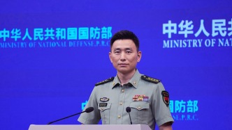 国防部：百余名外国军官沉浸感知伟大长征精神