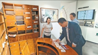 确定建立社会主义市场经济体制（伟大征程）
