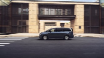 十年磨一剑造豪华MPV：零跑D99上市售24.98万起