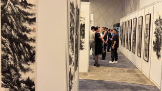 追随张仃17年，画家郭博展焦墨山水