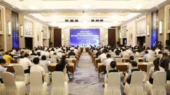 南京市长与百余中小微企业负责人当面建微信群：我们做好服务