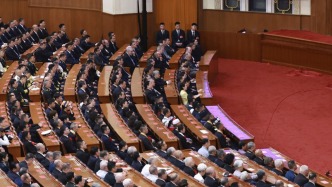 习近平：坚决打好反腐败斗争攻坚战持久战总体战