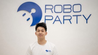 播客｜提前毕业、21岁当CEO，黄一谈人形机器人热潮：资本在为“梦想”定价